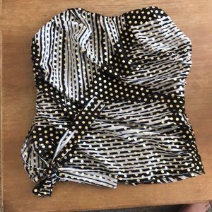 Sweetheart zip strapless top